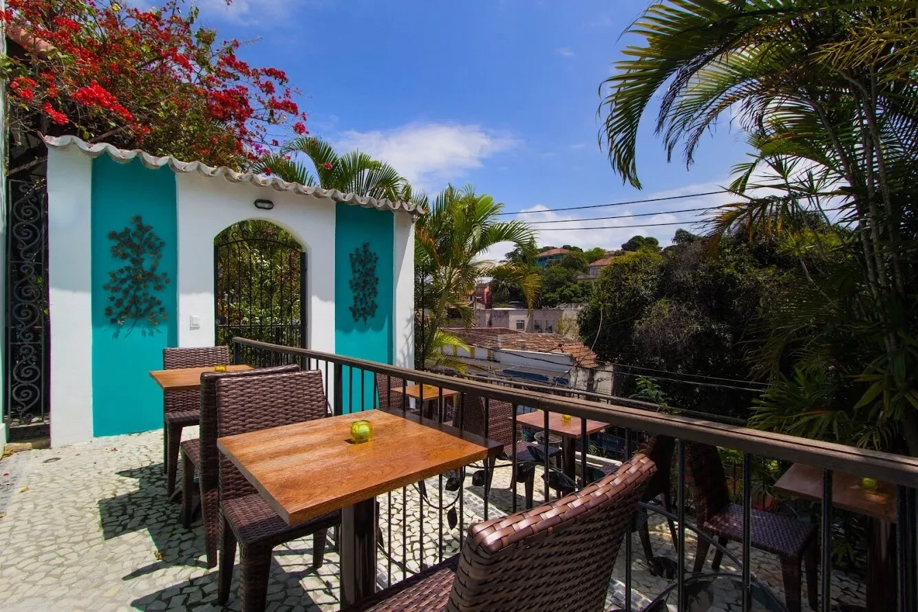 Mixology in Santa Teresa - Terrace & Bay View - Image